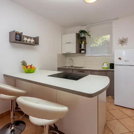 Ra Apartman Selce